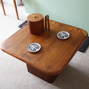 gilt & grain coffee table