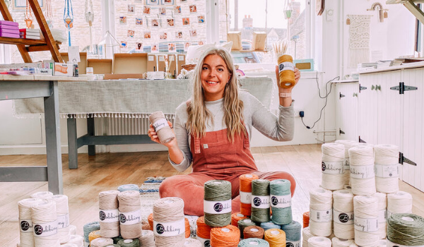 jessies-art-shed-eynsham-oxfordshire-jessie jessies-art-shed-eynsham-oxfordshire-jessie