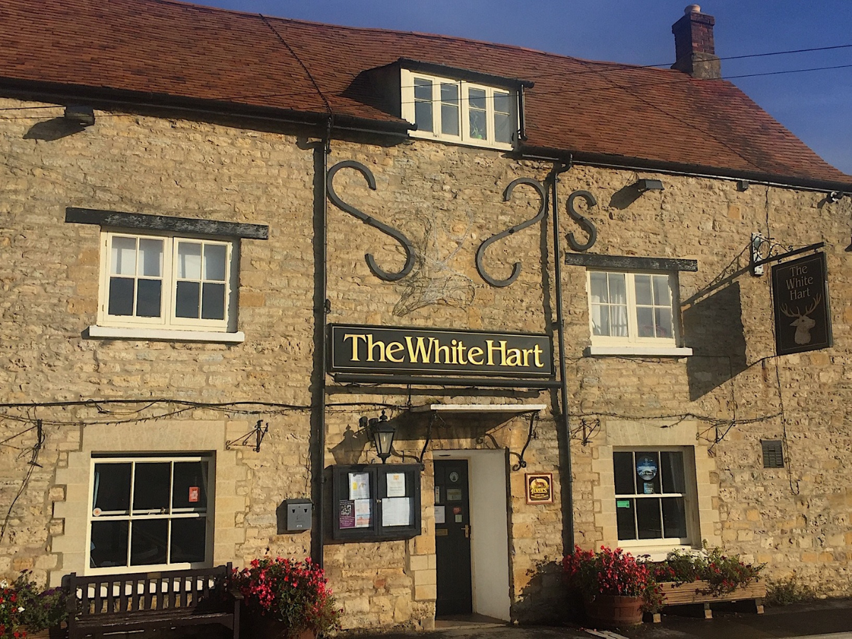The White Hart Community Pub Market